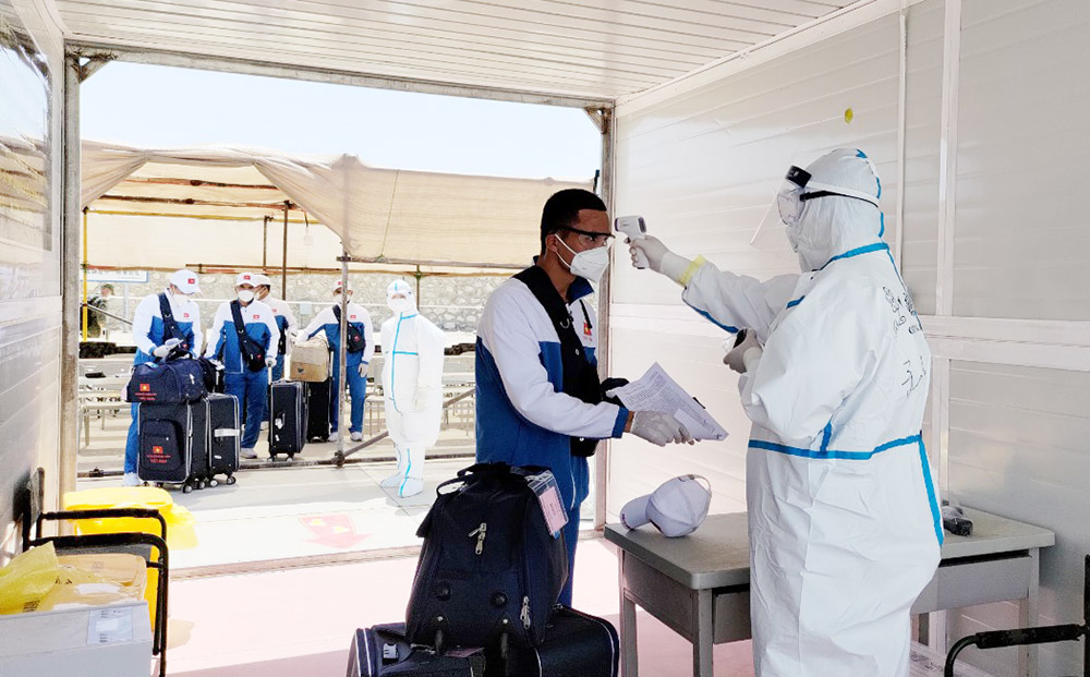 Nghiêm ngặt phòng dịch